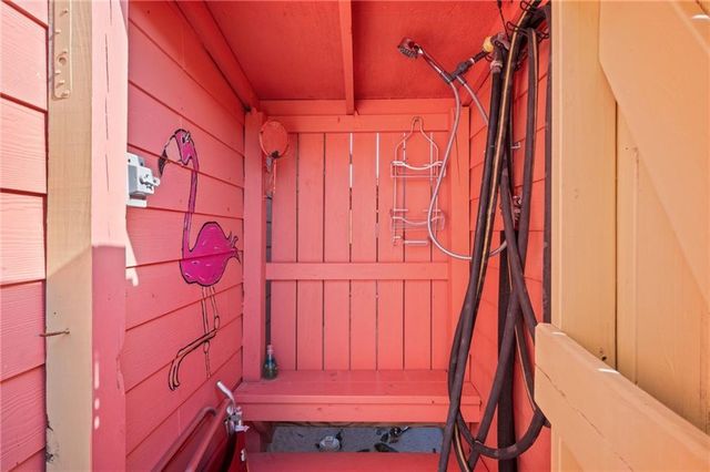 9215 Dacus Lane, Gulf Shores, AL 36542