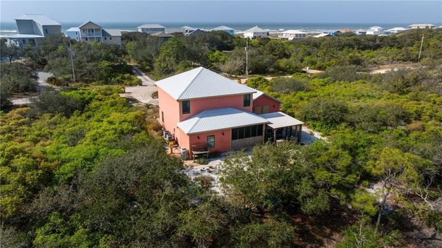 9215 Dacus Lane, Gulf Shores, AL 36542