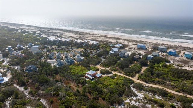 9215 Dacus Lane, Gulf Shores, AL 36542