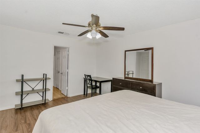 202 Lancelot Drive, Weatherford, TX 76086