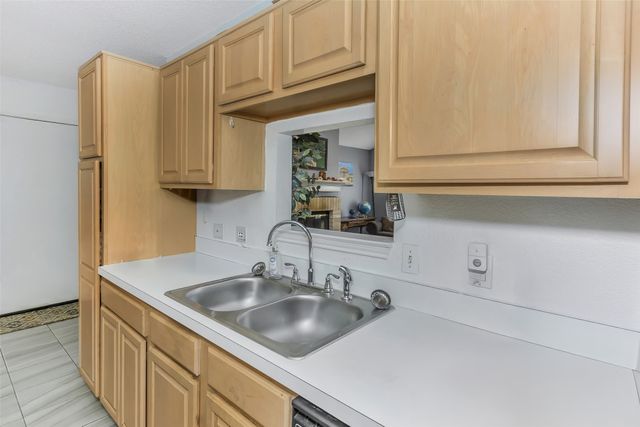 202 Lancelot Drive, Weatherford, TX 76086