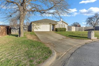 202 Lancelot Drive, Weatherford, TX 76086