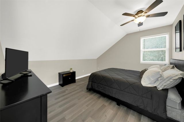 2202 Koster Road, Alvin, TX 77511
