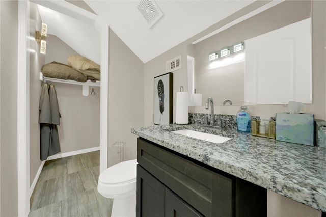2202 Koster Road, Alvin, TX 77511