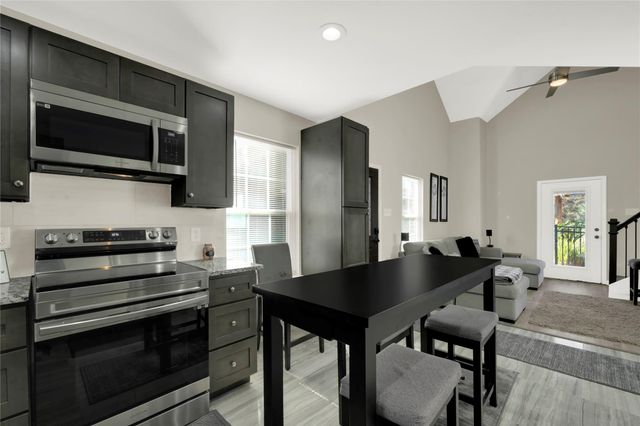 2202 Koster Road, Alvin, TX 77511