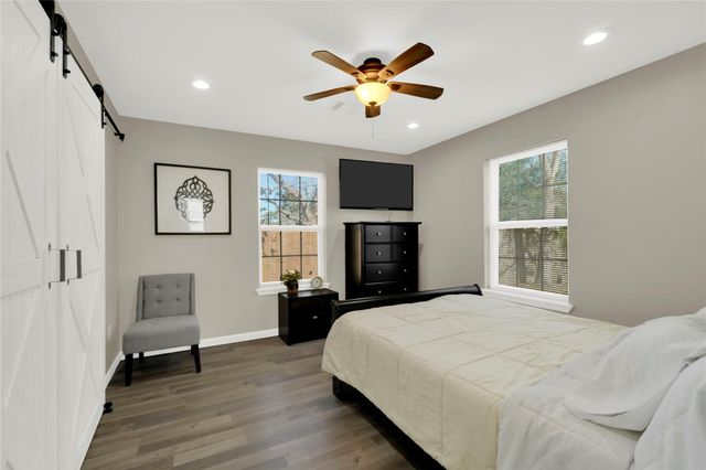 2202 Koster Road, Alvin, TX 77511
