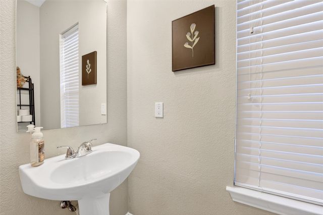 10120 Coolidge Drive, Mckinney, TX 75072