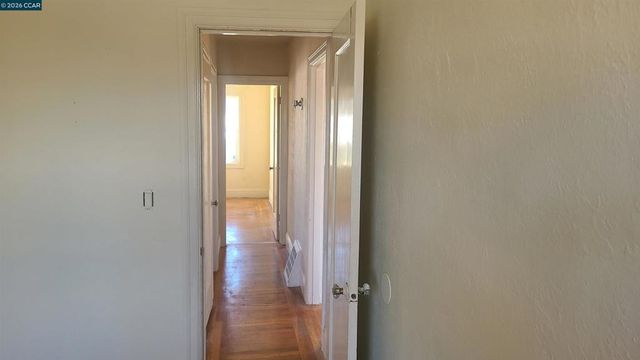 670 30th Street, Richmond, CA 94804