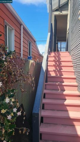 670 30th Street, Richmond, CA 94804