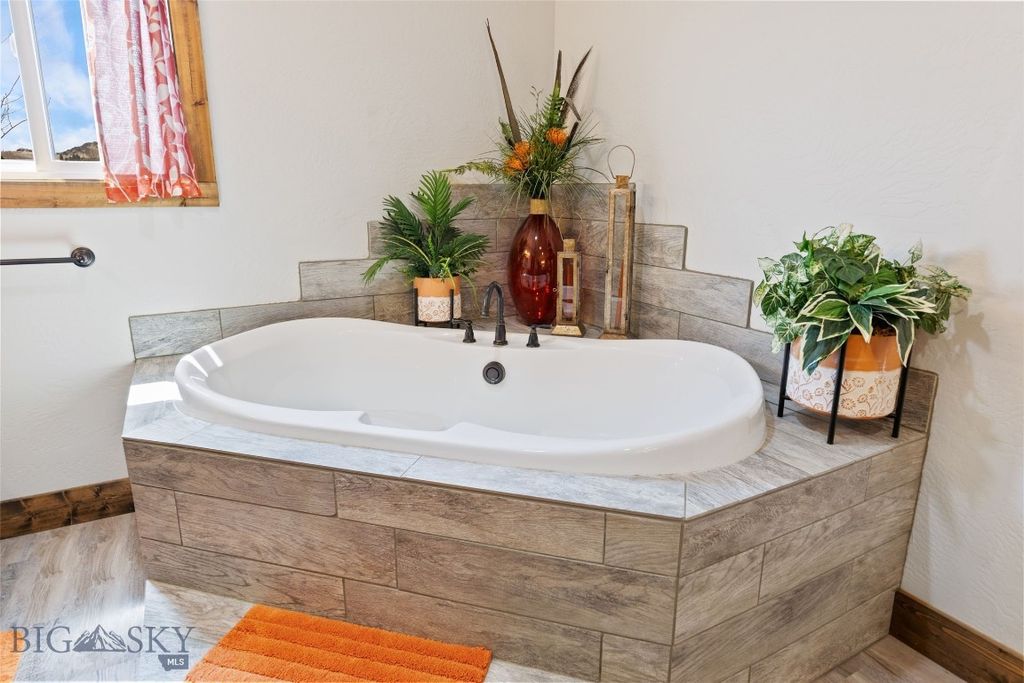 56 Sky View Drive, Ennis, MT 59729 photo 38