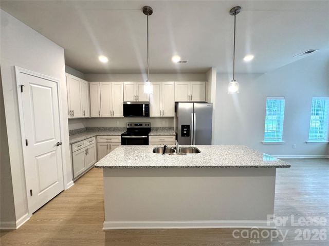 4700 Prosperity Church Road 6405, Charlotte, NC 28269