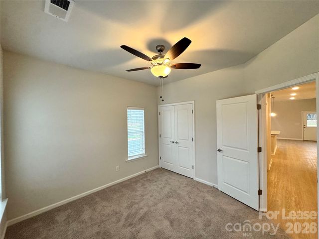 4700 Prosperity Church Road 6405, Charlotte, NC 28269