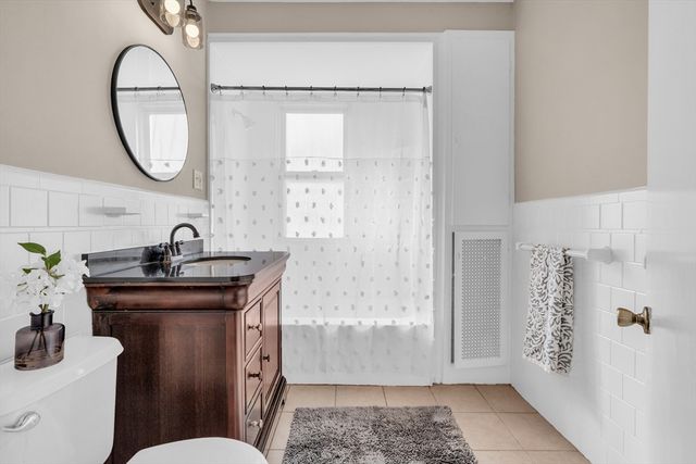 51 Yale Street 51, Medford, MA 02151