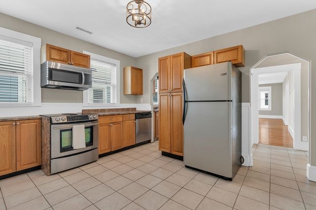 51 Yale Street 51, Medford, MA 02151