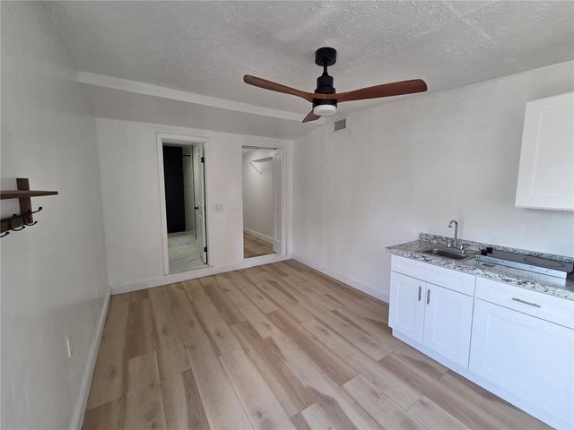 3222 WELBORN WAY, Tampa, FL 33619