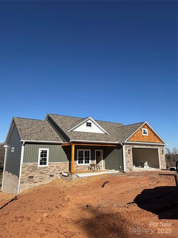 4932 Southview Drive, Hickory, NC 28602