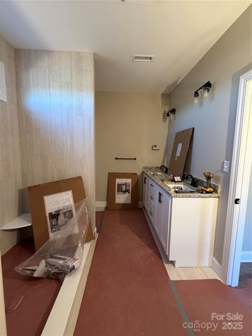 4932 Southview Drive, Hickory, NC 28602