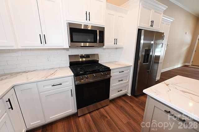 4932 Southview Drive, Hickory, NC 28602