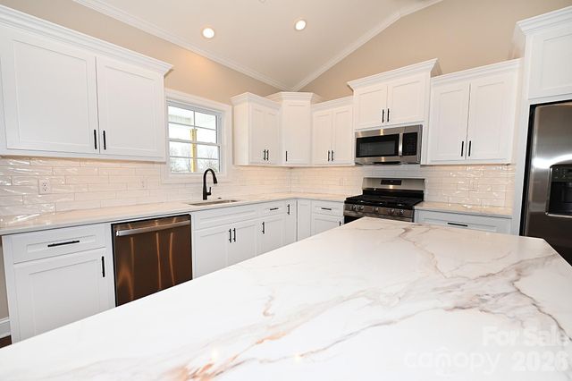 4932 Southview Drive, Hickory, NC 28602