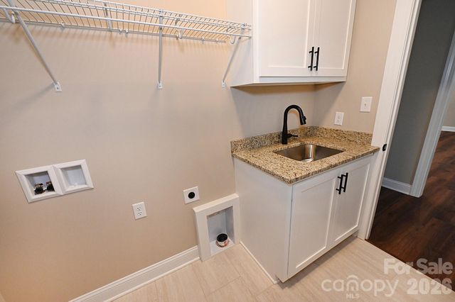 4932 Southview Drive, Hickory, NC 28602