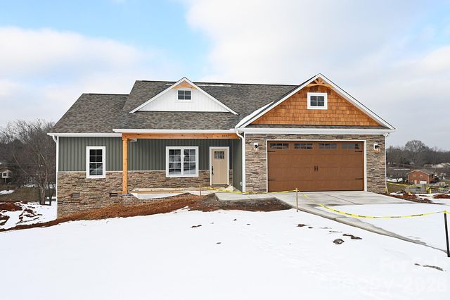 4932 Southview Drive, Hickory, NC 28602