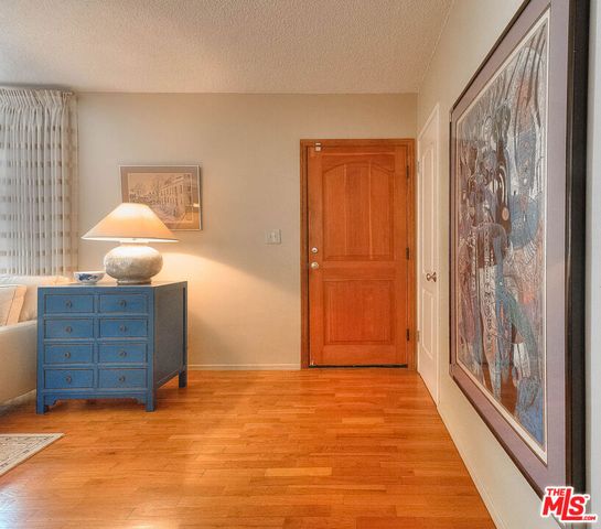 11118 Crenshaw Boulevard 1, Inglewood, CA 90303