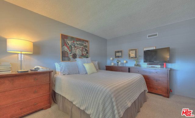 11118 Crenshaw Boulevard 1, Inglewood, CA 90303