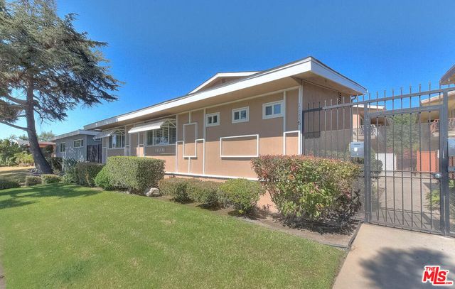 11118 Crenshaw Boulevard 1, Inglewood, CA 90303