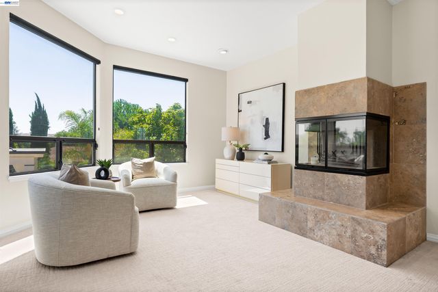 2338 Victoria Ct, Livermore, CA 94550