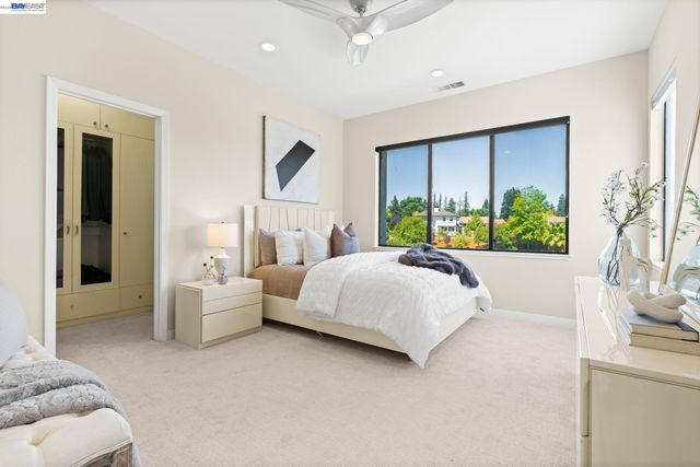 2338 Victoria Ct, Livermore, CA 94550
