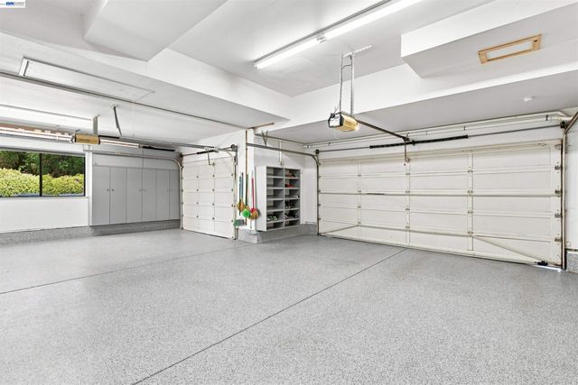 2338 Victoria Ct, Livermore, CA 94550