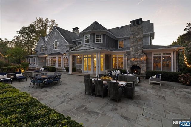 29 McGrath Drive, Cresskill, NJ 07626