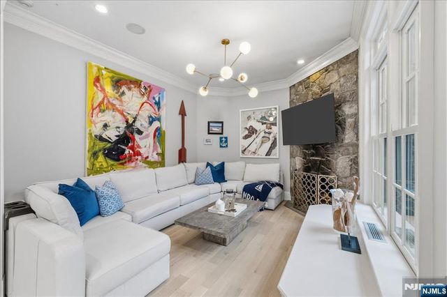 29 McGrath Drive, Cresskill, NJ 07626