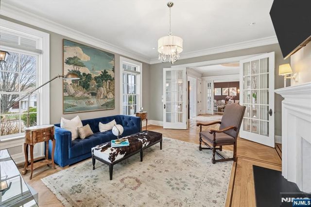 29 McGrath Drive, Cresskill, NJ 07626