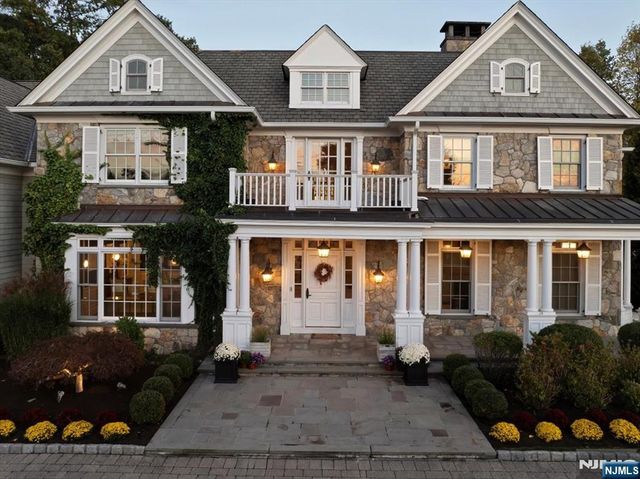 29 McGrath Drive, Cresskill, NJ 07626