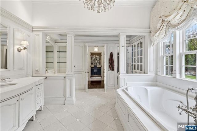 29 McGrath Drive, Cresskill, NJ 07626
