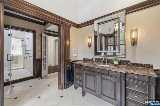 29 McGrath Drive, Cresskill, NJ 07626
