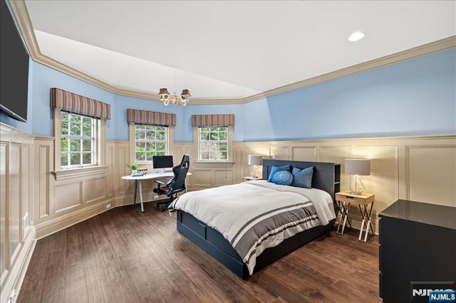 29 McGrath Drive, Cresskill, NJ 07626