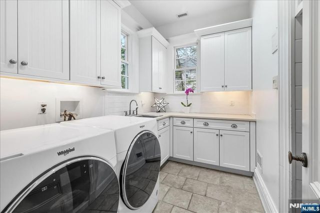 29 McGrath Drive, Cresskill, NJ 07626
