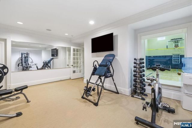 29 McGrath Drive, Cresskill, NJ 07626