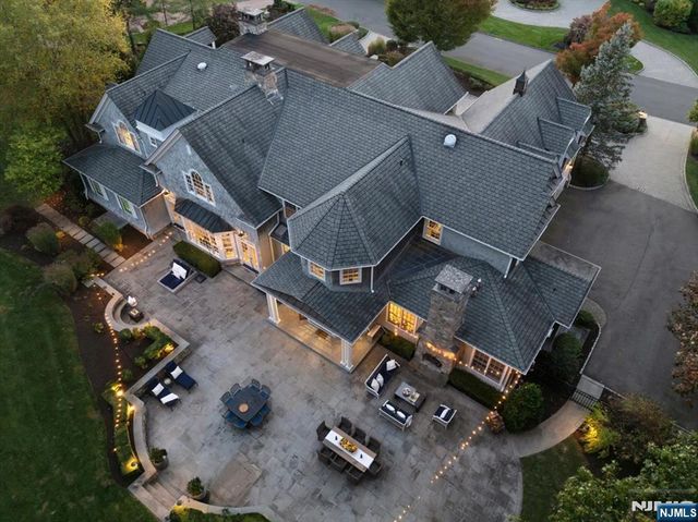 29 McGrath Drive, Cresskill, NJ 07626