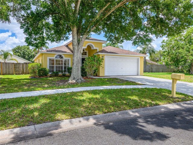 1407 WAKEFIELD DRIVE, Brandon, FL 33511