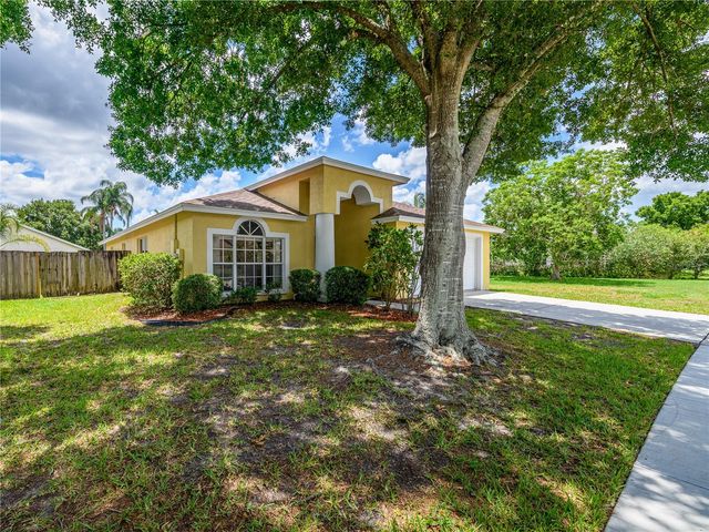 1407 WAKEFIELD DRIVE, Brandon, FL 33511