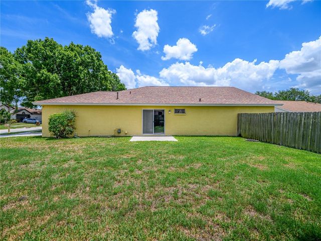 1407 WAKEFIELD DRIVE, Brandon, FL 33511
