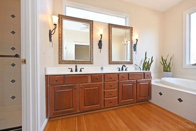 3130 Wolf Run Court, Anderson Twp, OH 45244