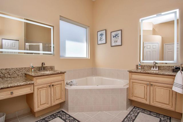 7080 Demedici Circle 7080, Delray Beach, FL 33446