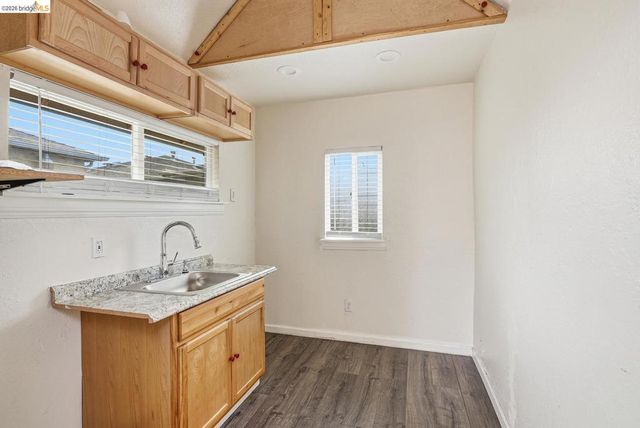 143 S 42nd ST, Richmond, CA 94804
