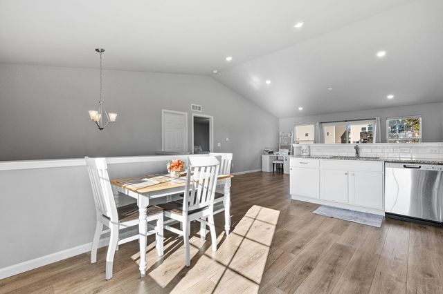 8571 E Sturtevant Avenue, Richland Twp, MI 49083