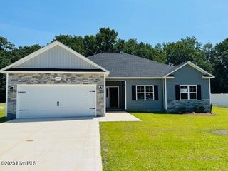 115 Molly Rice Branch Court, Jacksonville, NC 28546