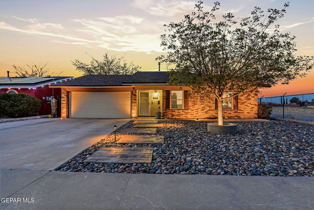 11025 PADUCAH Avenue, El Paso, TX 79936